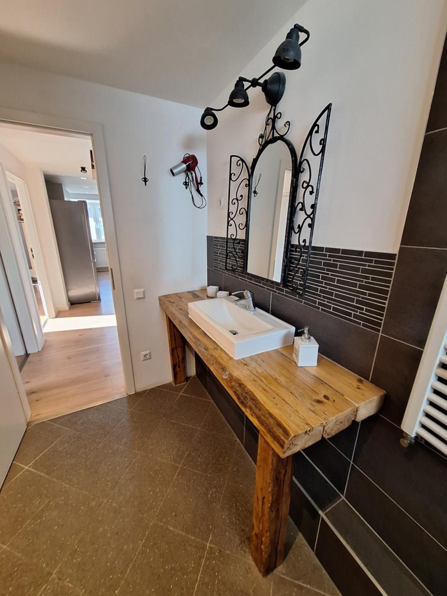 Bielefeld Zentral Komplette Fewo, 4 Schlafbereiche Bis Zu 8 Personen Εξωτερικό φωτογραφία