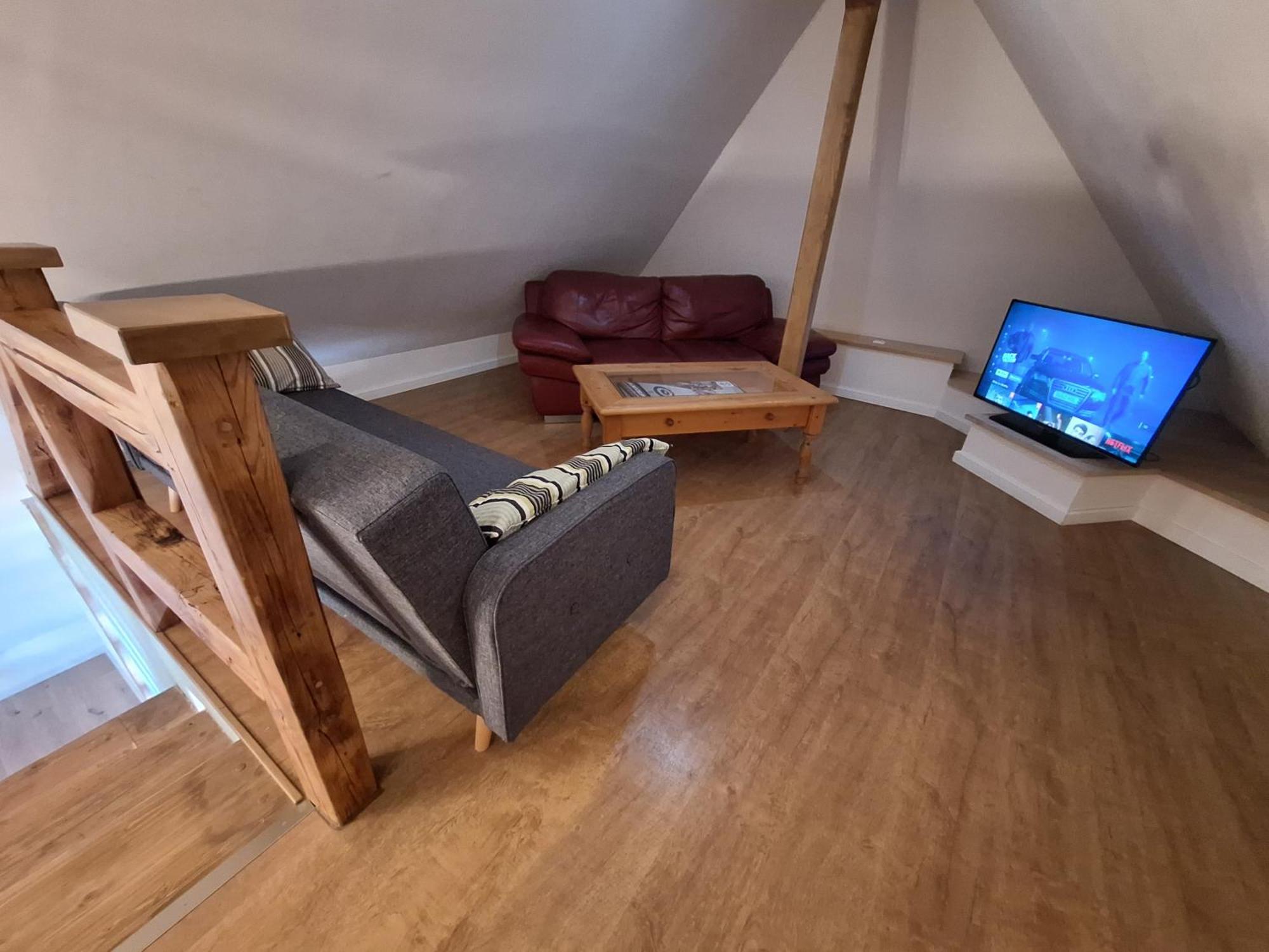 Bielefeld Zentral Komplette Fewo, 4 Schlafbereiche Bis Zu 8 Personen Εξωτερικό φωτογραφία